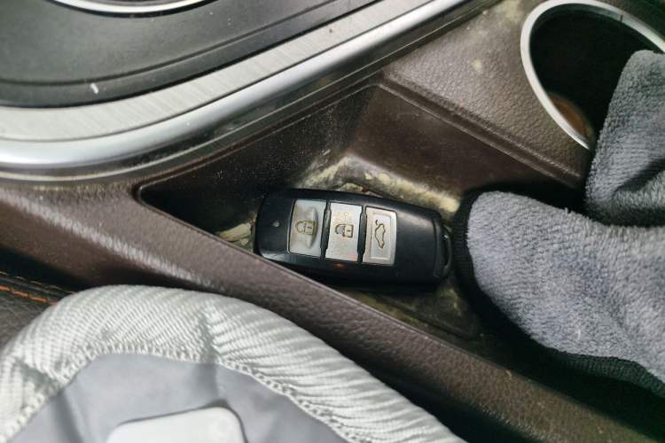Used FORTHING Joyear X5 2017 Jingxiang Series 1.5T CVT Luxury Model Vehicle Key