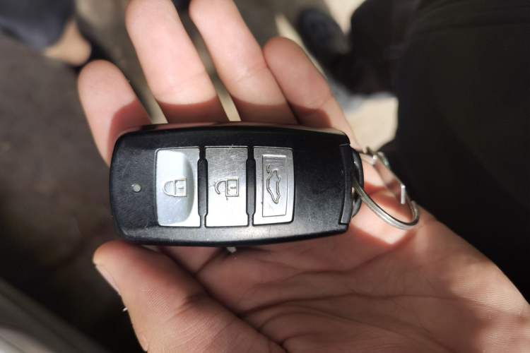 Used FORTHING Joyear X5 2017 Jingxiang Series 1.5T CVT Luxury Model Vehicle Key