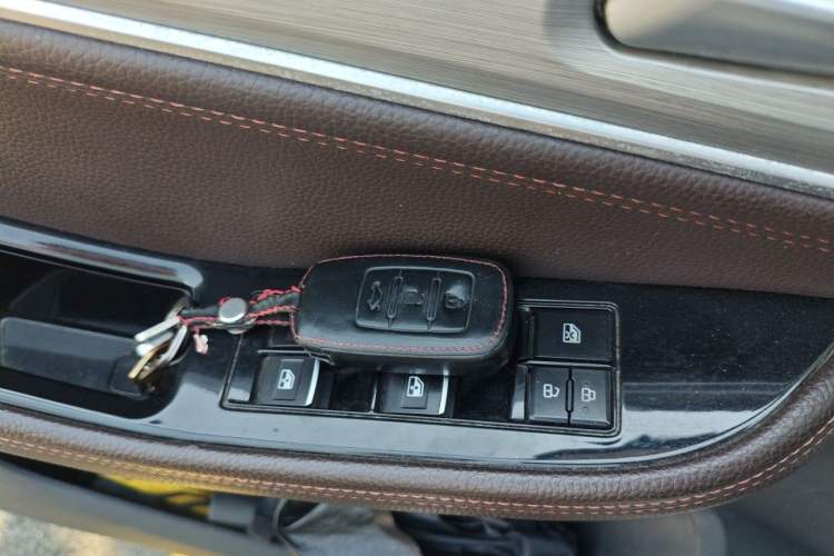 Used FORTHING Joyear X5 2017 1.6L Manual Luxury Model Vehicle Key