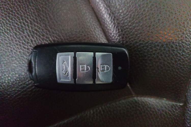 Used FORTHING Joyear X5 2017 Jingxiang Series 1.5T CVT Luxury Model Vehicle Key