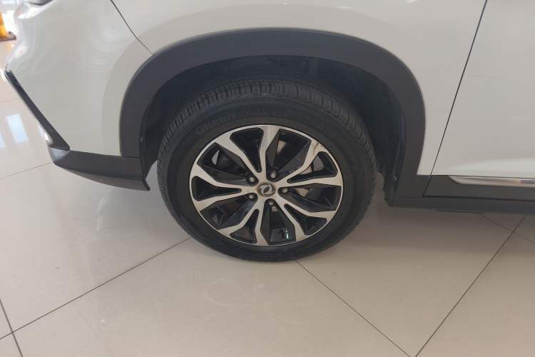 Used FORTHING Joyear X5 2018 Enjoy Series 1.6L Manual Enjoy Model Left Front Wheel Hub