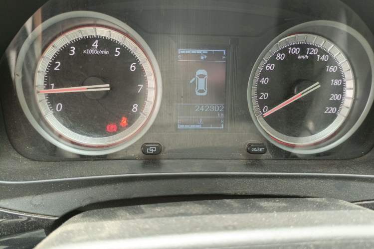 Used FORTHING Joyear X5 2018 Enjoy Series 1.6L Manual Enjoy Model Odometer Close Up