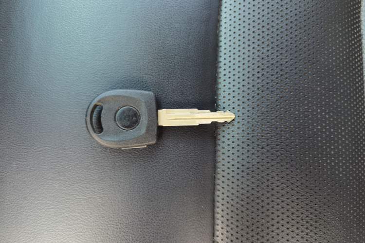 Used FORTHING Joyear X5 2018 Enjoy Series 1.6L CVT Connected Model Vehicle Key