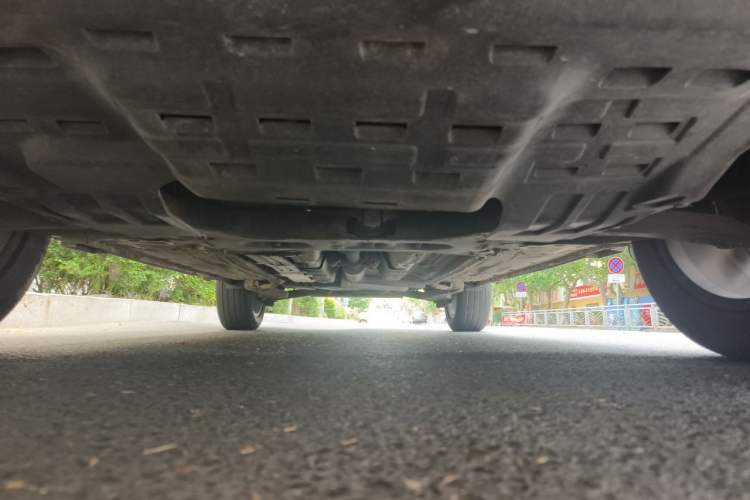Used FORTHING Joyear X5 2019 X5L 1.5T CVT Luxury Model Chassis Front