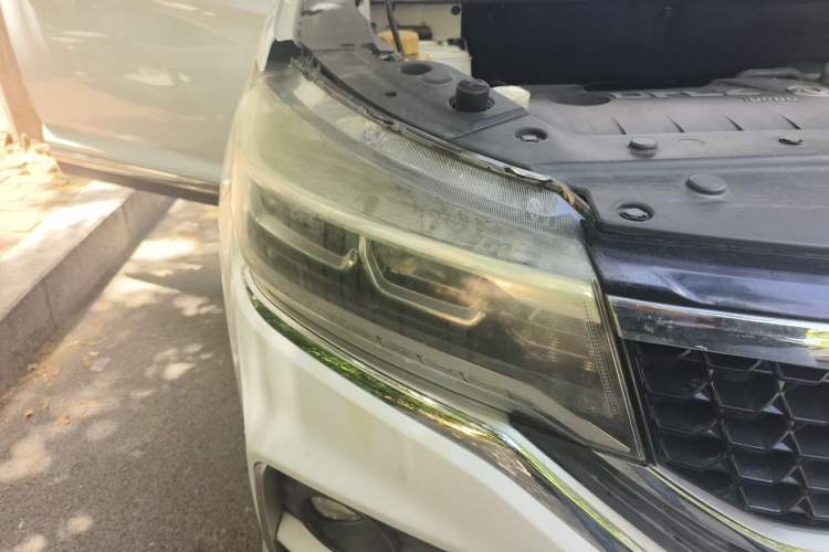 Used FORTHING Joyear X5 2019 X5L 1.5T CVT Luxury Model Right Front Headlight