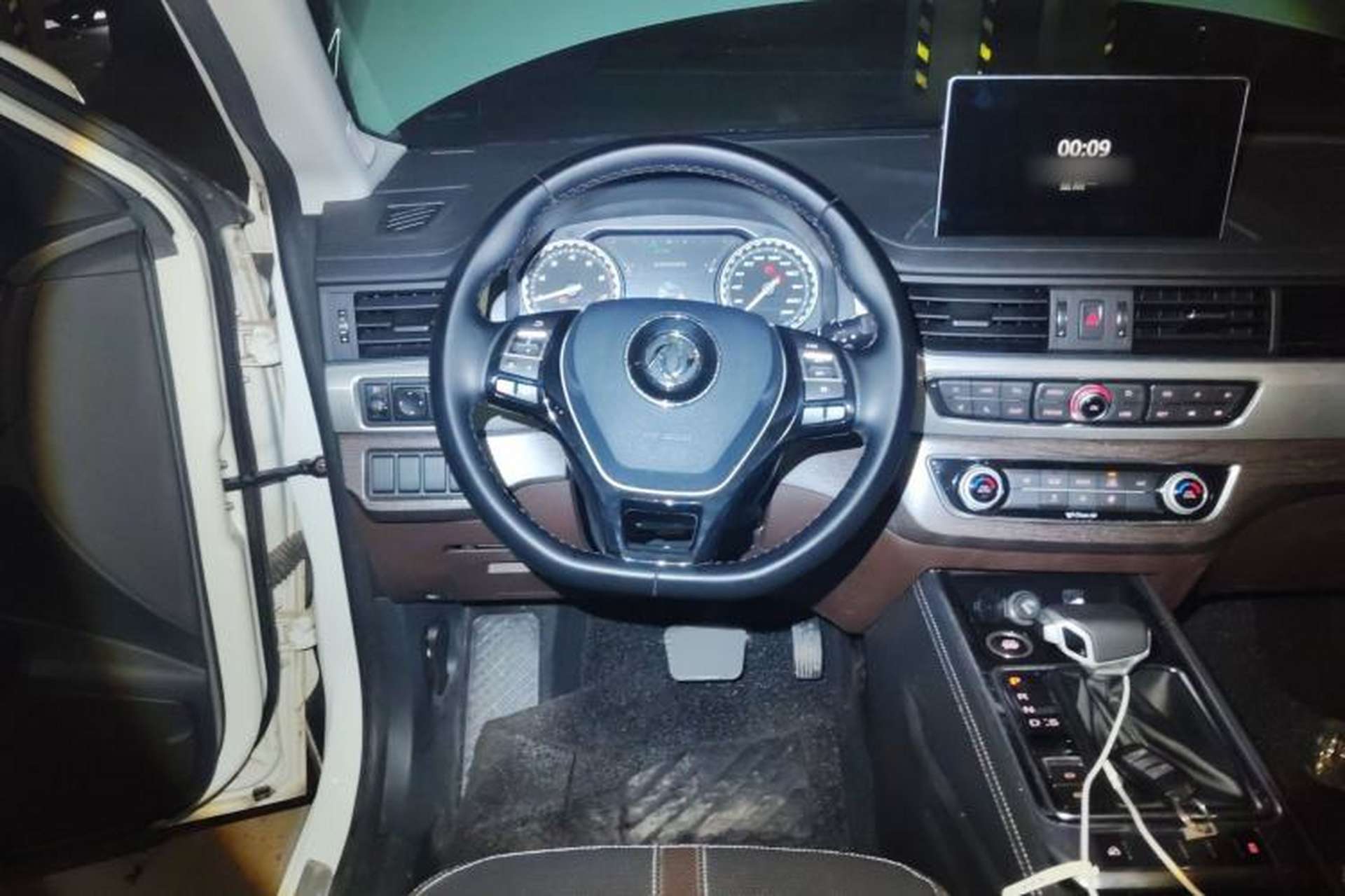 Used FORTHING Joyear X5 2019 X5L 1.5T CVT Luxury Model Steering Wheel