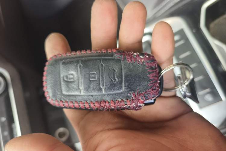 Used FORTHING Joyear X5 2019 X5L 1.5T CVT Luxury Model Vehicle Key