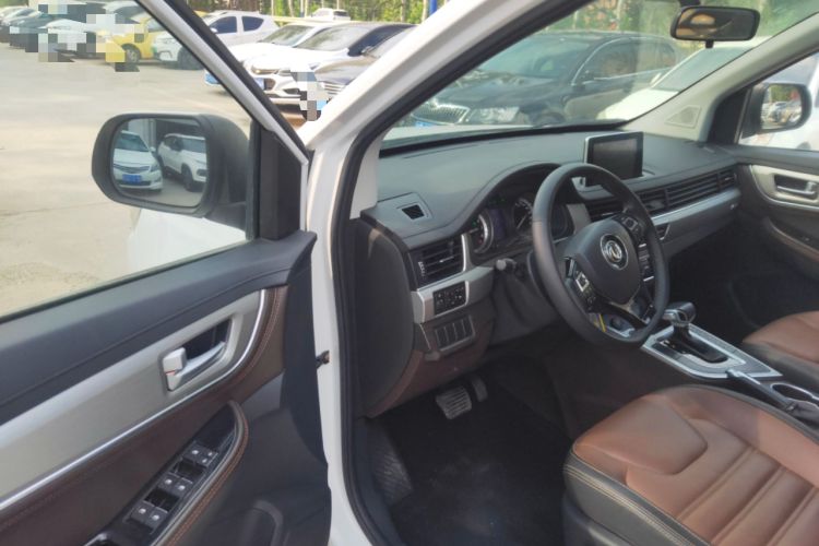 Used FORTHING Joyear X6 2017 Enjoy Series 1.5T CVT Luxury Model Driver Seat