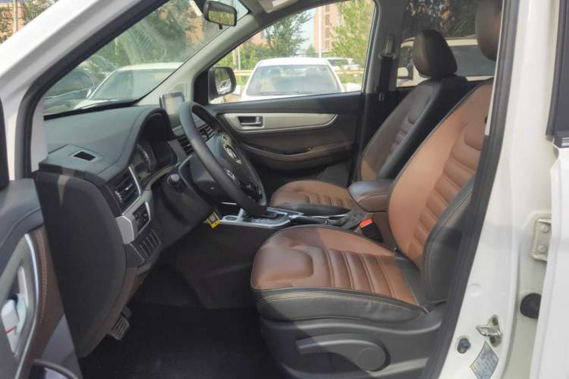 Used FORTHING Joyear X6 2017 Enjoy Series 1.5T CVT Luxury Model Left Front Seat