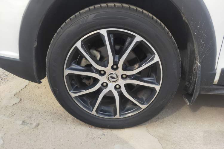 Used FORTHING Joyear X6 2017 Enjoy Series 1.5T CVT Luxury Model Left Front Wheel Hub