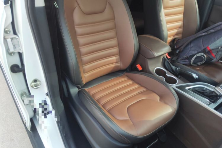 Used FORTHING Joyear X6 2017 Enjoy Series 1.5T CVT Luxury Model Right Front Seat