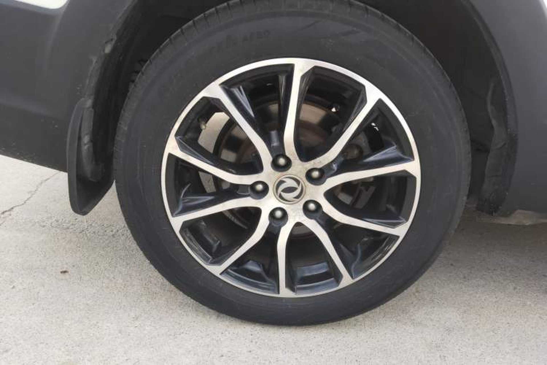 Used FORTHING Joyear X6 2017 Enjoy Series 1.5T CVT Luxury Model Right Rear Wheel Hub