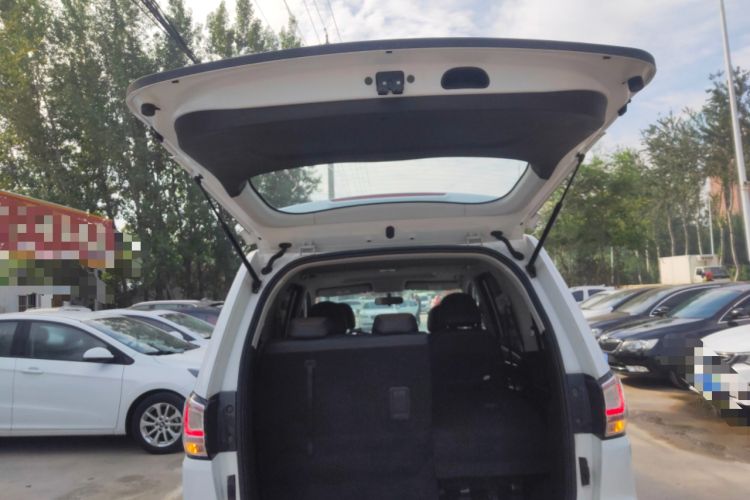 Used FORTHING Joyear X6 2017 Enjoy Series 1.5T CVT Luxury Model Trunk