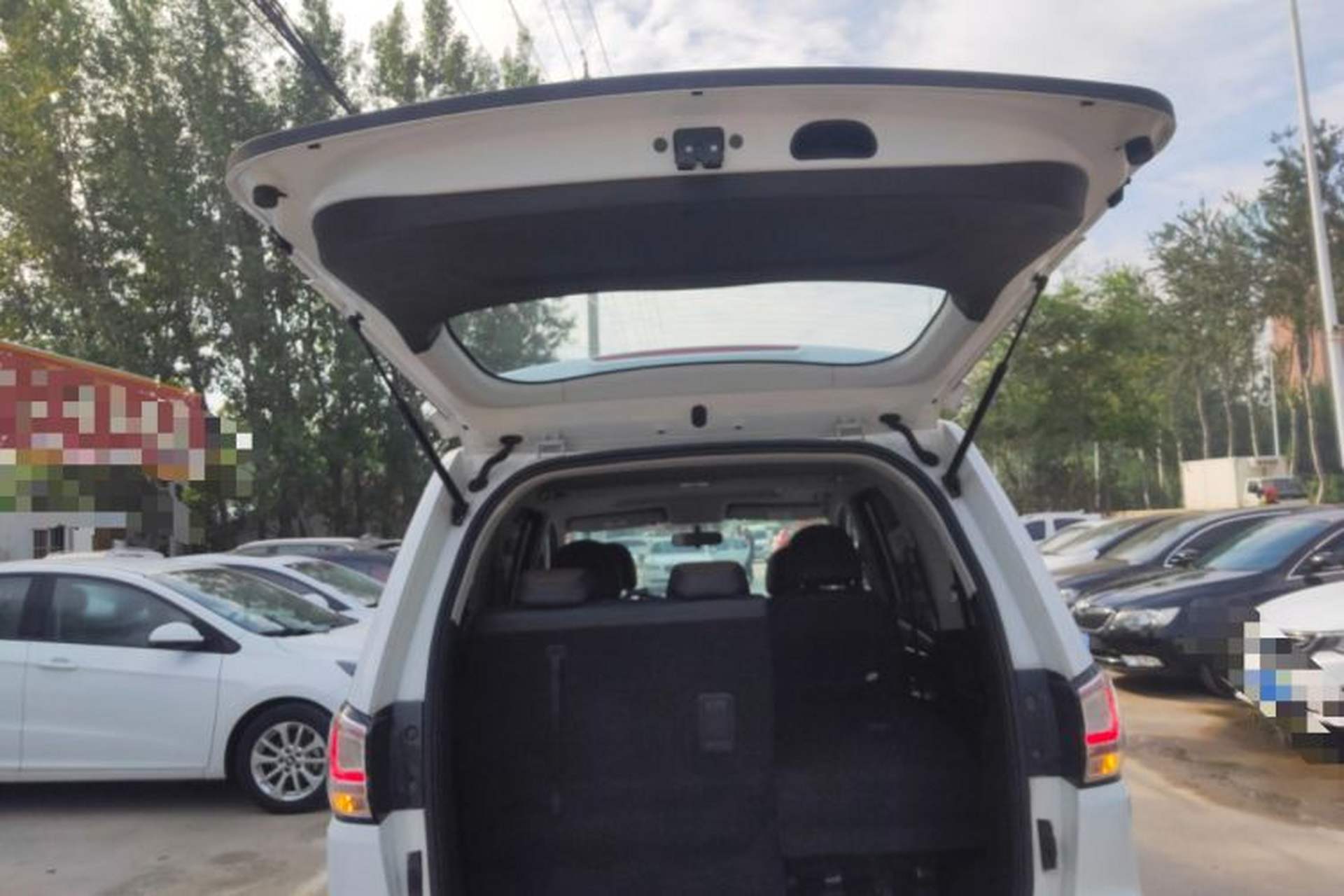 Used FORTHING Joyear X6 2017 Enjoy Series 1.5T CVT Luxury Model Trunk