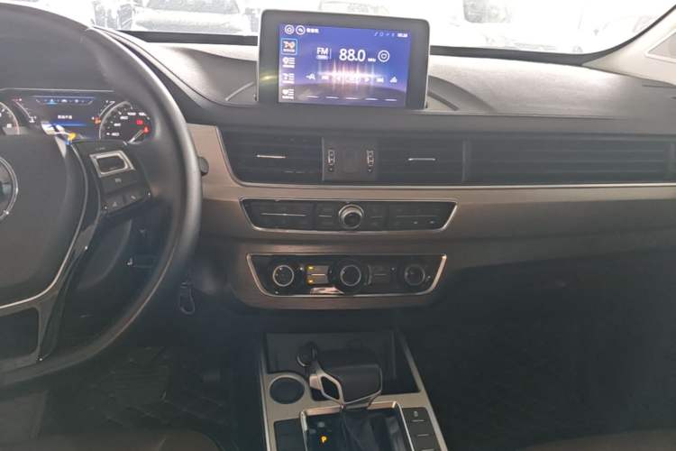 Used FORTHING Joyear X6 2017 Jingxiang Series 1.5T CVT Luxury Model Audio And AC Panel