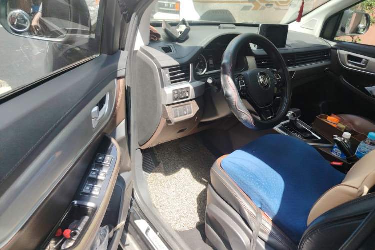 Used FORTHING Joyear X6 2017 Jingxiang Series 1.5T CVT Prestige Model Driver Seat