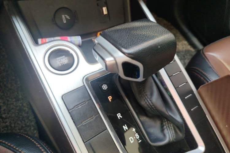 Used FORTHING Joyear X6 2017 Jingxiang Series 1.5T CVT Prestige Model Gear Lever