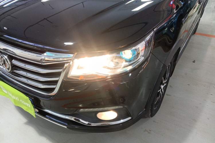 Used FORTHING Joyear X6 2017 Enjoy Series 1.5T CVT Luxury Model Left Front Headlight