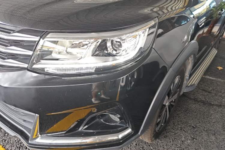 Used FORTHING Joyear X6 2017 Jingxiang Series 1.5T CVT Luxury Model Left Front Headlight