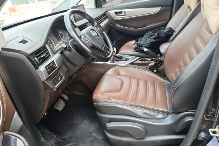 Used FORTHING Joyear X6 2017 Jingxiang Series 1.5T CVT Prestige Model Left Front Seat