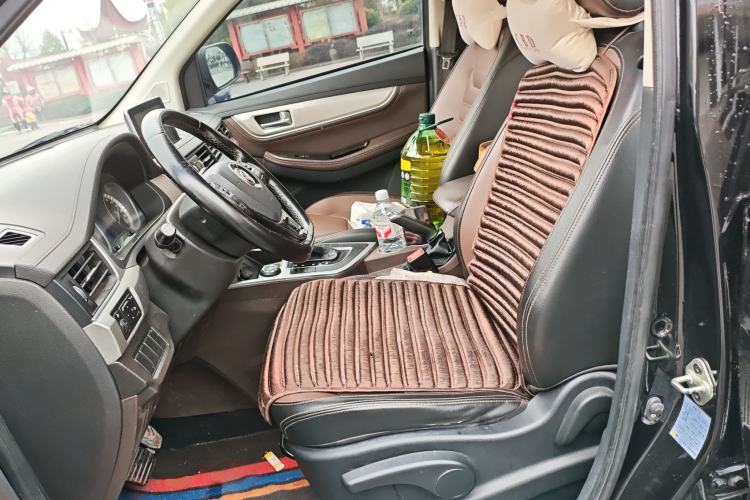 Used FORTHING Joyear X6 2017 Enjoy Series 1.5T CVT Luxury Model Left Front Seat