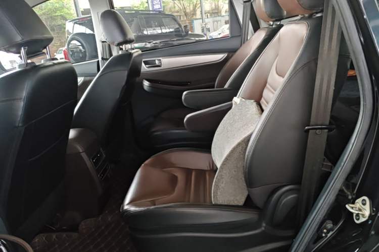 Used FORTHING Joyear X6 2017 Jingxiang Series 1.5T CVT Luxury Model Left Rear Seat