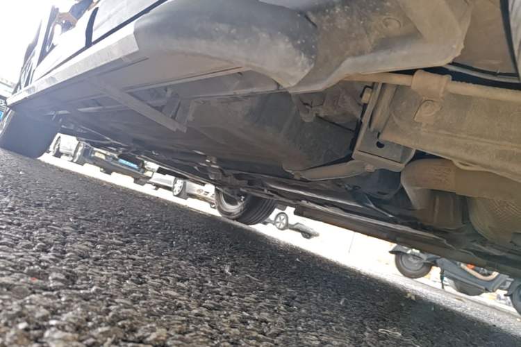 Used FORTHING Joyear X6 2017 Jingxiang Series 1.5T CVT Luxury Model Left Side Sill