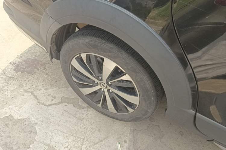 Used FORTHING Joyear X6 2017 Jingxiang Series 1.5T CVT Prestige Model Right Rear Wheel Hub