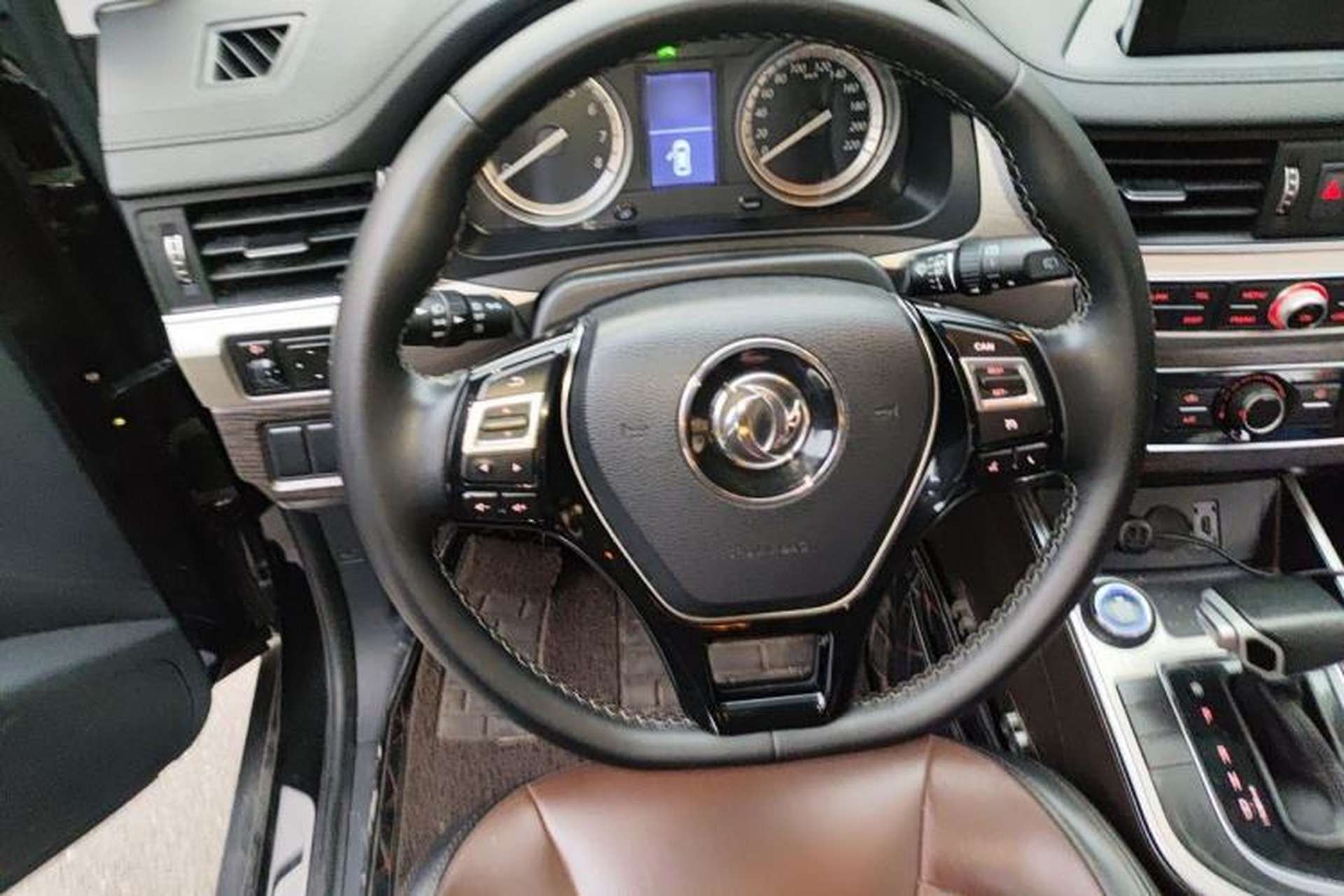 Used FORTHING Joyear X6 2017 Enjoy Series 1.5T CVT Luxury Model Steering Wheel