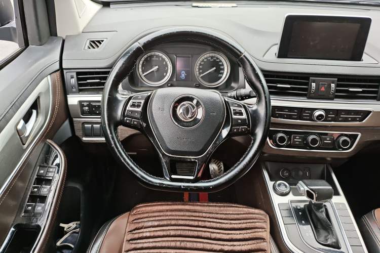 Used FORTHING Joyear X6 2017 Enjoy Series 1.5T CVT Luxury Model Steering Wheel