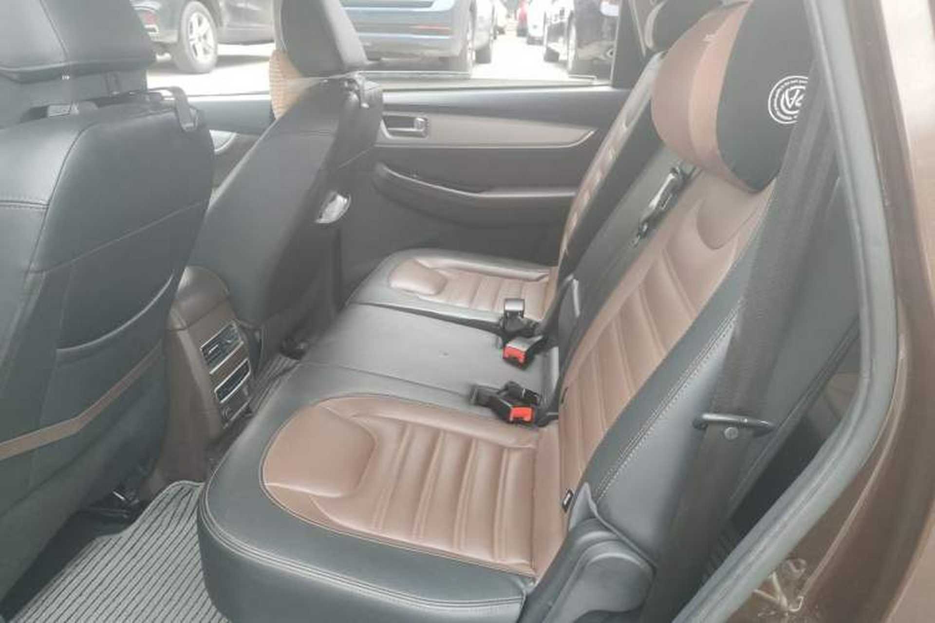 Used FORTHING Joyear X6 2017 Jingxiang Series 1.5T CVT Luxury Model Left Rear Seat