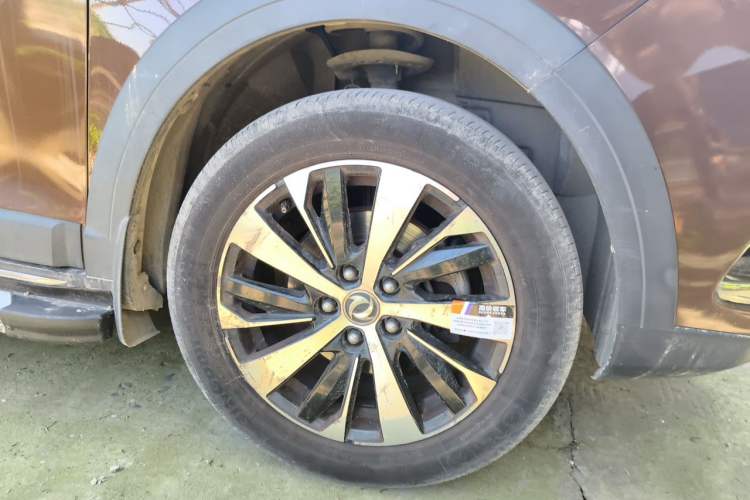 Used FORTHING Joyear X6 2017 Jingxiang Series 1.5T CVT Prestige Model Right Front Wheel Hub