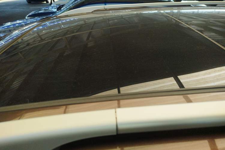 Used FORTHING Joyear X6 2017 Jingxiang Series 1.5T Manual Luxury Model Roof