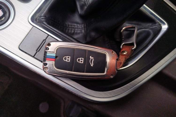 Used FORTHING Joyear X6 2017 Jingxiang Series 1.5T Manual Luxury Model Vehicle Key