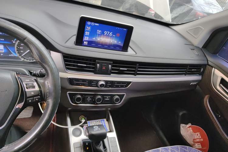 Used FORTHING Joyear X6 2017 Jingxiang Series 1.5T CVT Luxury Model Audio And AC Panel