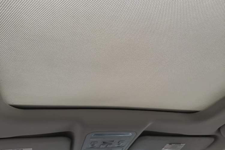 Used FORTHING Joyear X6 2017 Jingxiang Series 1.5T CVT Prestige Model Headliner