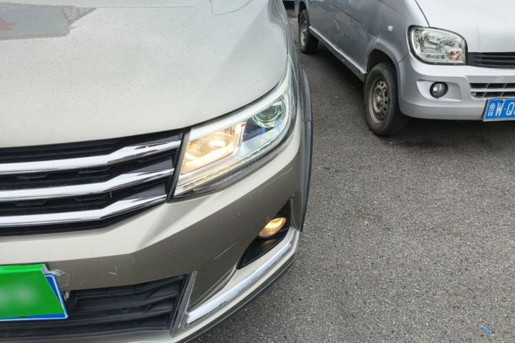 Used FORTHING Joyear X6 2017 Jingxiang Series 1.5T CVT Prestige Model Left Front Headlight