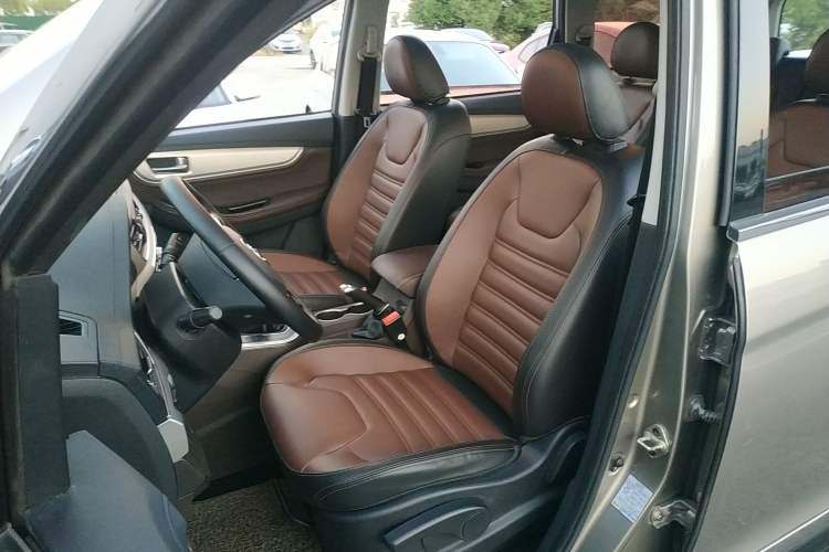 Used FORTHING Joyear X6 2017 Enjoy Series 1.5T Manual Luxury Model Left Front Seat