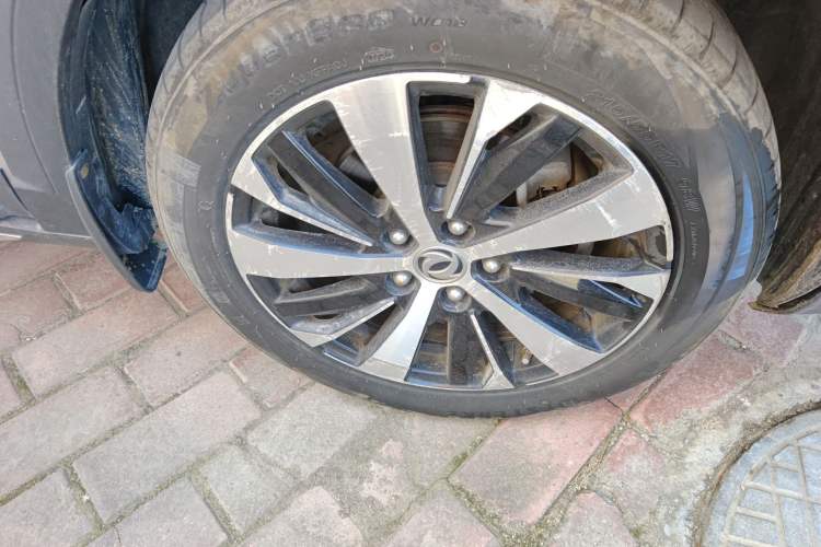 Used FORTHING Joyear X6 2017 Jingxiang Series 1.5T CVT Luxury Model Right Front Wheel Hub