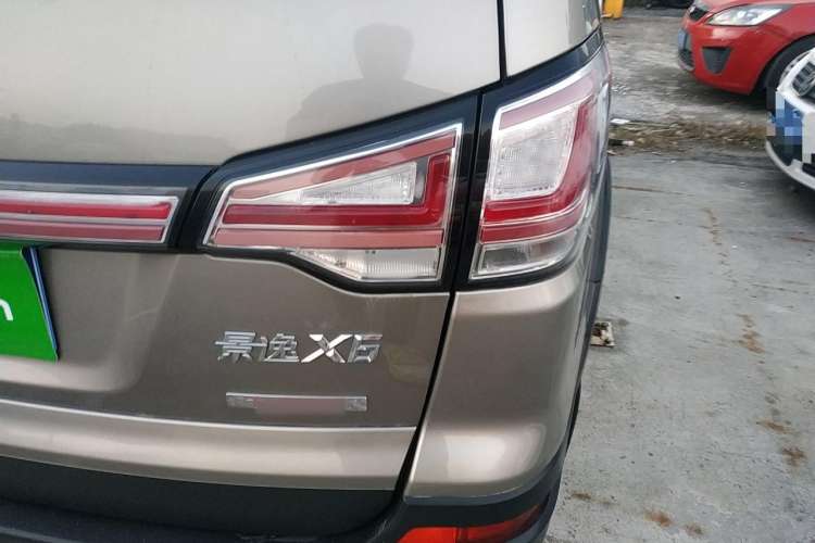 Used FORTHING Joyear X6 2017 Enjoy Series 1.5T Manual Luxury Model Right Rear Taillight