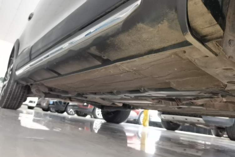 Used FORTHING Joyear X6 2017 Jingxiang Series 1.5T CVT Luxury Model Right Side Sill