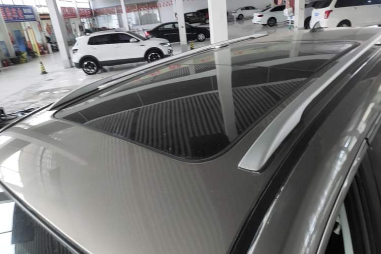 Used FORTHING Joyear X6 2017 Jingxiang Series 1.5T CVT Prestige Model Roof