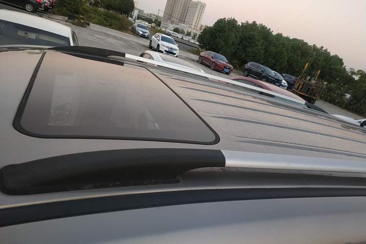 Used FORTHING Joyear X6 2017 Enjoy Series 1.5T Manual Luxury Model Roof