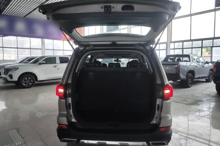 Used FORTHING Joyear X6 2017 Jingxiang Series 1.5T CVT Prestige Model Trunk
