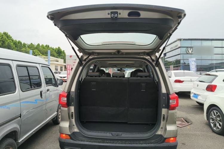 Used FORTHING Joyear X6 2017 Jingxiang Series 1.5T CVT Prestige Model Trunk