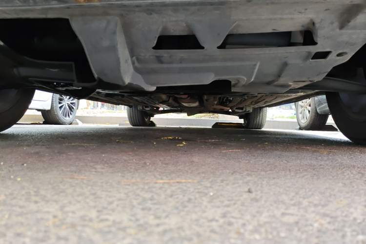 Used FORTHING Joyear X6 2017 Jingxiang Series 1.5T CVT Luxury Model Chassis Front