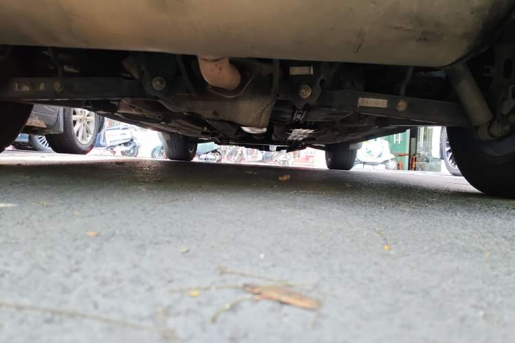 Used FORTHING Joyear X6 2017 Jingxiang Series 1.5T CVT Luxury Model Chassis Rear