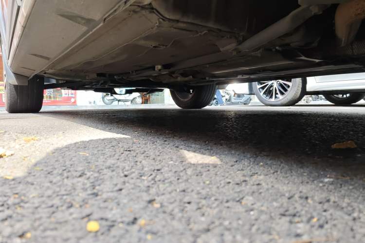 Used FORTHING Joyear X6 2017 Jingxiang Series 1.5T CVT Luxury Model Chassis Rear Left