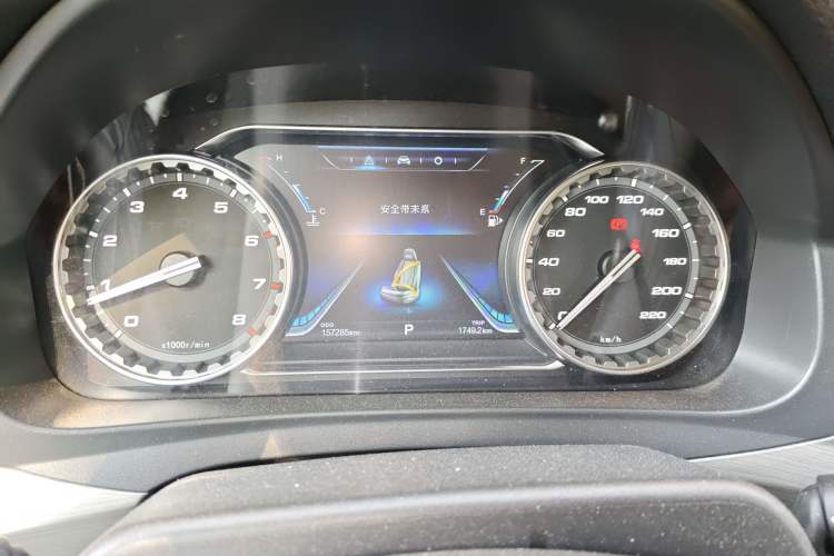Used FORTHING Joyear X6 2017 Jingxiang Series 1.5T CVT Luxury Model Instrument Cluster