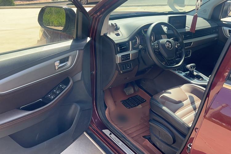 Used FORTHING Joyear X6 2017 Jingxiang Series 1.5T CVT Luxury Model Interior 2